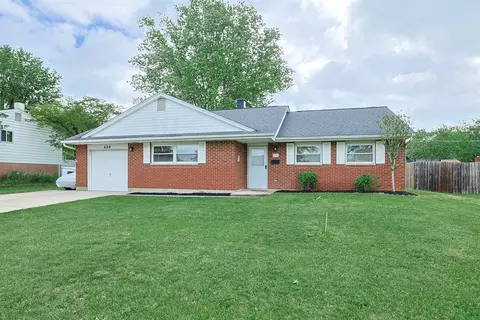 620 Bennert Dr, Vandalia, OH 45377