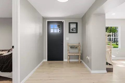 Entry Way - 2950 Fairfield Pike, Springfield, OH 45502 photo 1 of 3