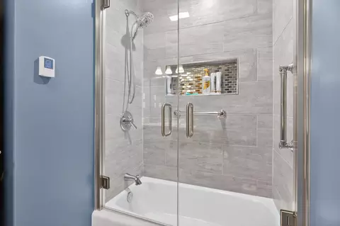Bath - 708 Arrowhead Dr, Sidney, OH 45365 photo 6 of 8