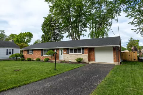 307 N Walnut St, Englewood, OH 45322