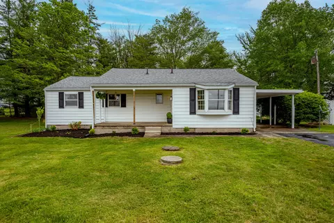 11296 Pansing Rd, Brookville, OH 45309