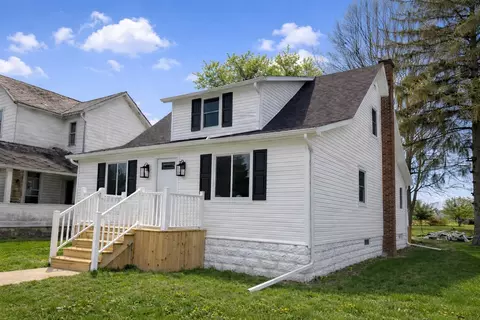 409 Gibbs Ave, Wapakoneta, OH 45895