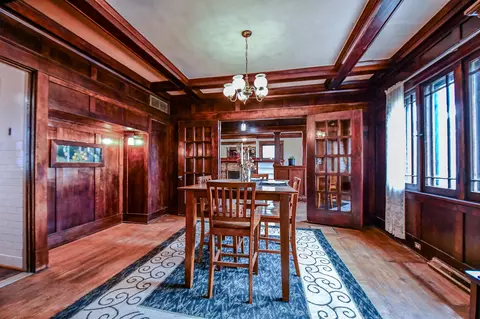 Dining - 370 E Cassilly St, Springfield, OH 45503 photo 3 of 4