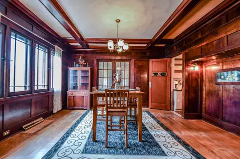 Dining - 370 E Cassilly St, Springfield, OH 45503 photo 1 of 4