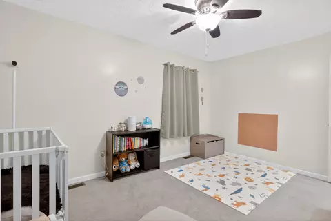 Bedroom - 9200 Johnston Slagle Rd, Sidney, OH 45365 photo 5 of 6