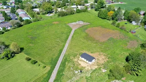 342 W Columbus Rd, South Charleston, OH 45368