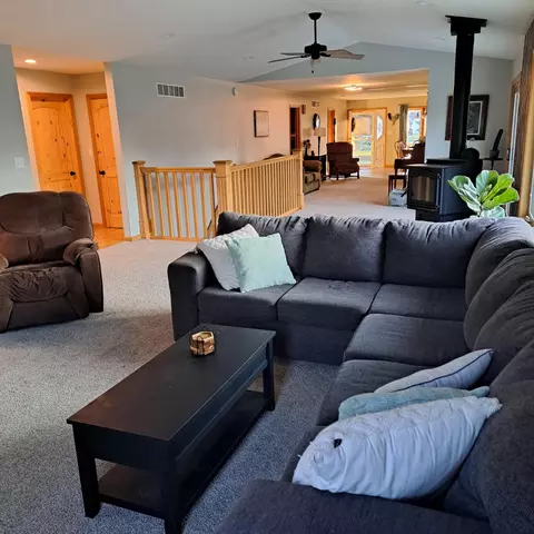 Living - 317 Summit St, Celina, OH 45822 photo 2 of 5