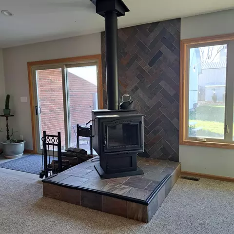 Living - 317 Summit St, Celina, OH 45822 photo 1 of 5