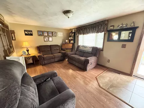 208 Lincoln Dr, Celina, OH 45822