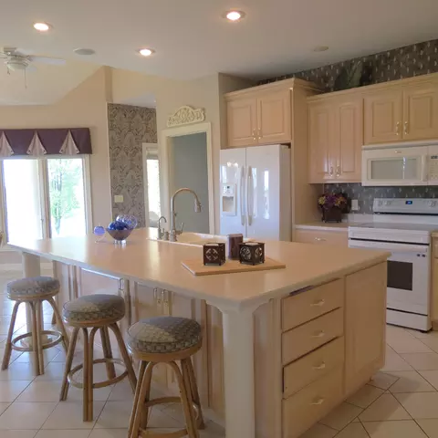 Kitchen - 10770 Scott Rd, Sidney, OH 45365 photo 3 of 7
