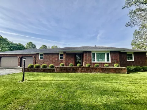 Exterior - 3910 St Anthony Rd, Celina, OH 45822 photo 3 of 10