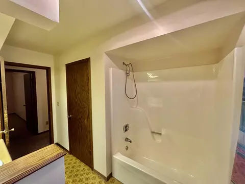 Bath - 3910 St Anthony Rd, Celina, OH 45822 photo 1 of 2