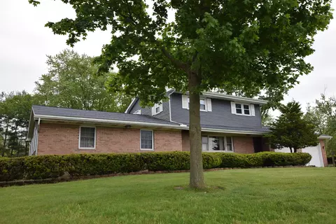 1121 Edinger Rd, Urbana, OH 43078