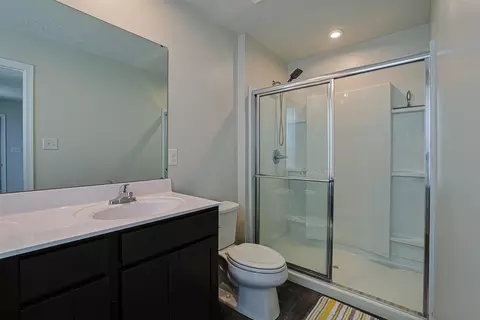 Bath - 517 Skyway Dr, Springfield, OH 45505 photo 1 of 4