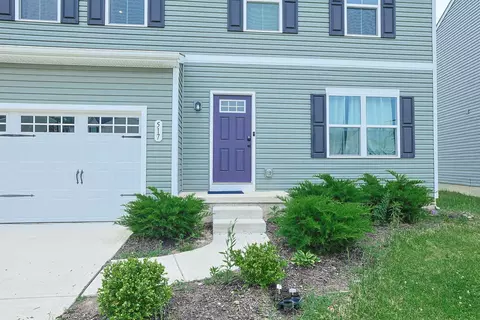 Exterior - 517 Skyway Dr, Springfield, OH 45505 photo 2 of 4