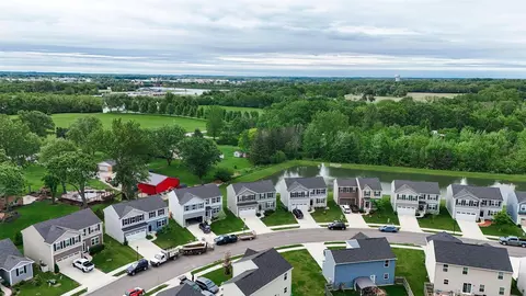 View/Area - 517 Skyway Dr, Springfield, OH 45505 photo 4 of 11