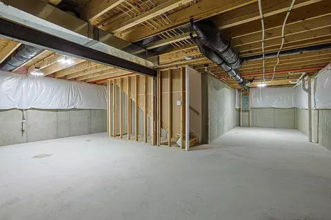 Other - 517 Skyway Dr, Springfield, OH 45505 photo 5 of 8