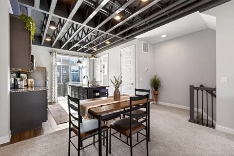 Dining - 24 N Center St, Springfield, OH 45502 photo 1 of 1