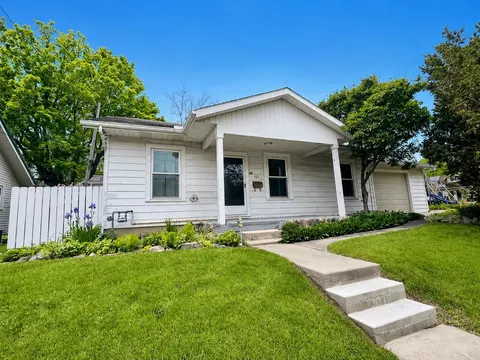 143 N Stanley St, Bellefontaine, OH 43311