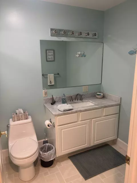 Bath - 5519 E Hidden Shores Dr, Celina, OH 45822 photo 3 of 7