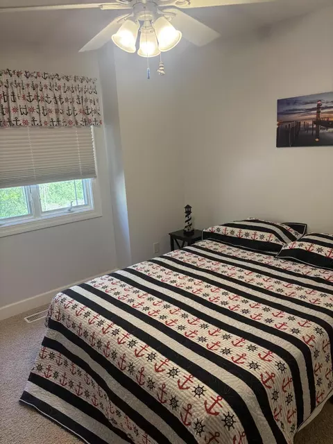 Bedroom - 5519 E Hidden Shores Dr, Celina, OH 45822 photo 1 of 6