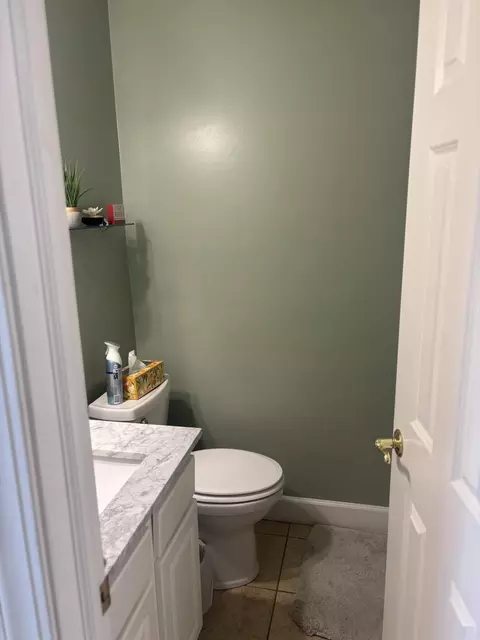 Bath - 5519 E Hidden Shores Dr, Celina, OH 45822 photo 1 of 7