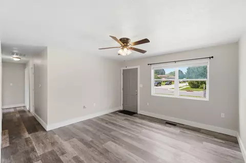 Living - 7995 Wescott Ave, Fairborn, OH 45324 photo 4 of 4