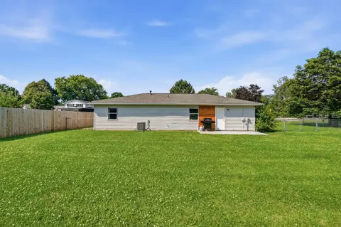 Exterior - 7995 Wescott Ave, Fairborn, OH 45324 photo 6 of 7