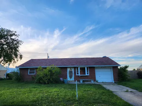 835 Fitchland Dr, Vandalia, OH 45377