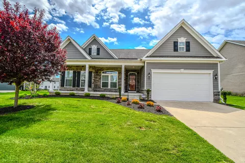 1136 Red Maple Dr, Troy, OH 45373