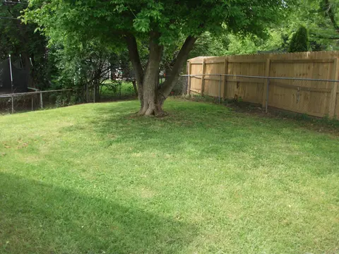 Exterior - 1611 Springmont Ave, Springfield, OH 45506 photo 4 of 7