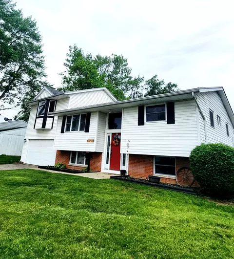 486 Locust Ln, Troy, OH 45373