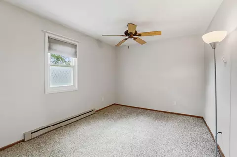 Bedroom - 4400 Limerick Rd, Springfield, OH 45502 photo 1 of 8