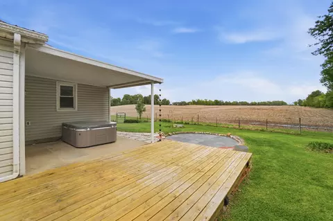 Exterior - 4400 Limerick Rd, Springfield, OH 45502 photo 3 of 5