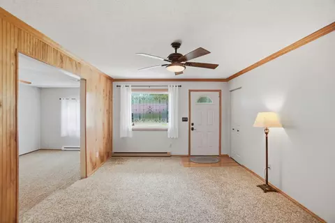 Living - 4400 Limerick Rd, Springfield, OH 45502 photo 1 of 8