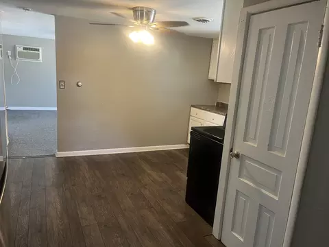 Entry Way - 1105 Forest St, Sidney, OH 45365 photo 1 of 2