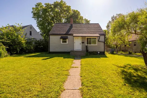 756 Alexander Dr, Dayton, OH 45403