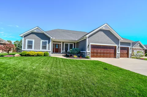 2313 Larkspur Dr, Troy, OH 45373