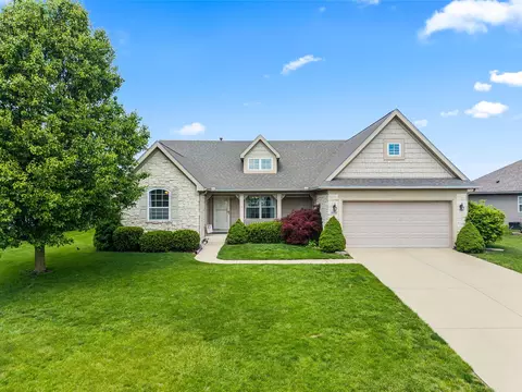 804 Lambert Dr, Piqua, OH 45356