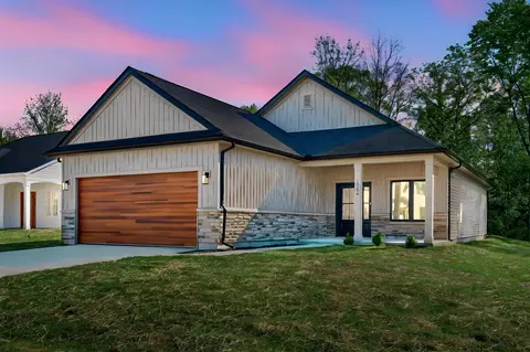 1766 Northpoint Ln, Springfield, OH 45503