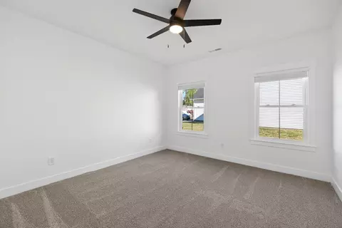 Bedroom - 1766 Northpoint Ln, Springfield, OH 45503 photo 2 of 8