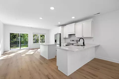 Kitchen - 1766 Northpoint Ln, Springfield, OH 45503 photo 1 of 5