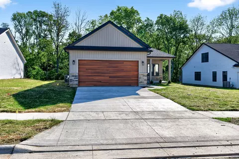 Exterior - 1766 Northpoint Ln, Springfield, OH 45503 photo 6 of 13