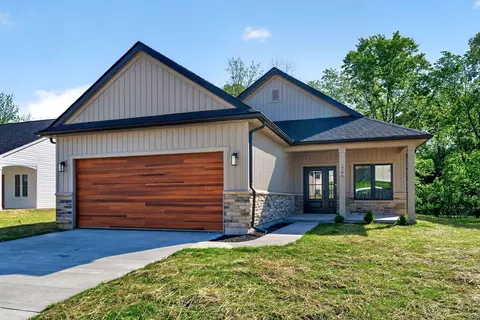 Exterior - 1766 Northpoint Ln, Springfield, OH 45503 photo 3 of 13