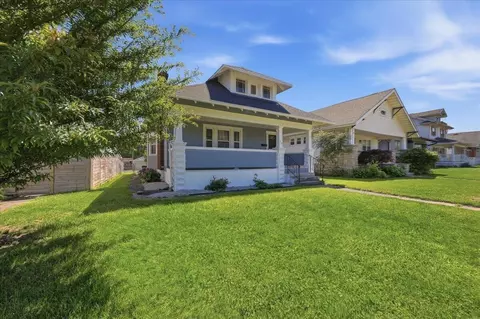 Exterior - 617 E Mccreight Ave, Springfield, OH 45503 photo 2 of 9