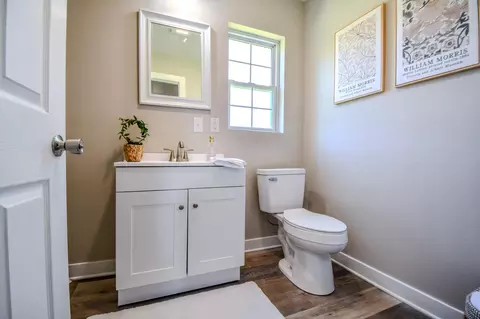 Bath - 231 Dayton Ave, Sidney, OH 45365 photo 1 of 1