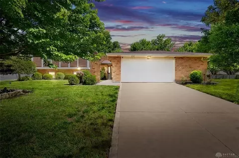 707 Clear Brooke Ct, Vandalia, OH 45377
