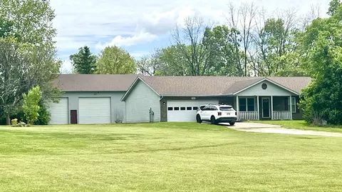 214 N Lincoln St, Christiansburg, OH 45389