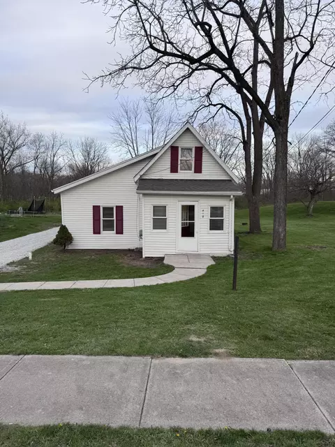 418 N Defiance St, Saint Marys, OH 45885