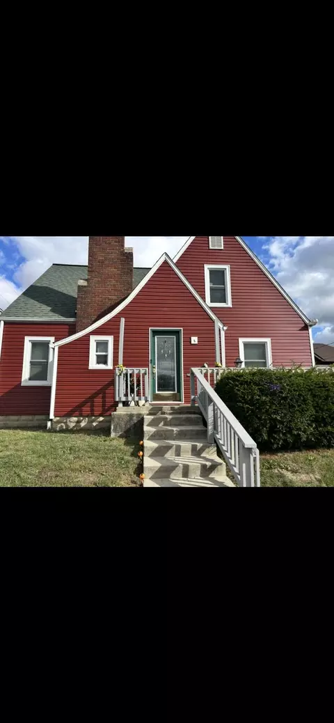114 S Ash St, Celina, OH 45822